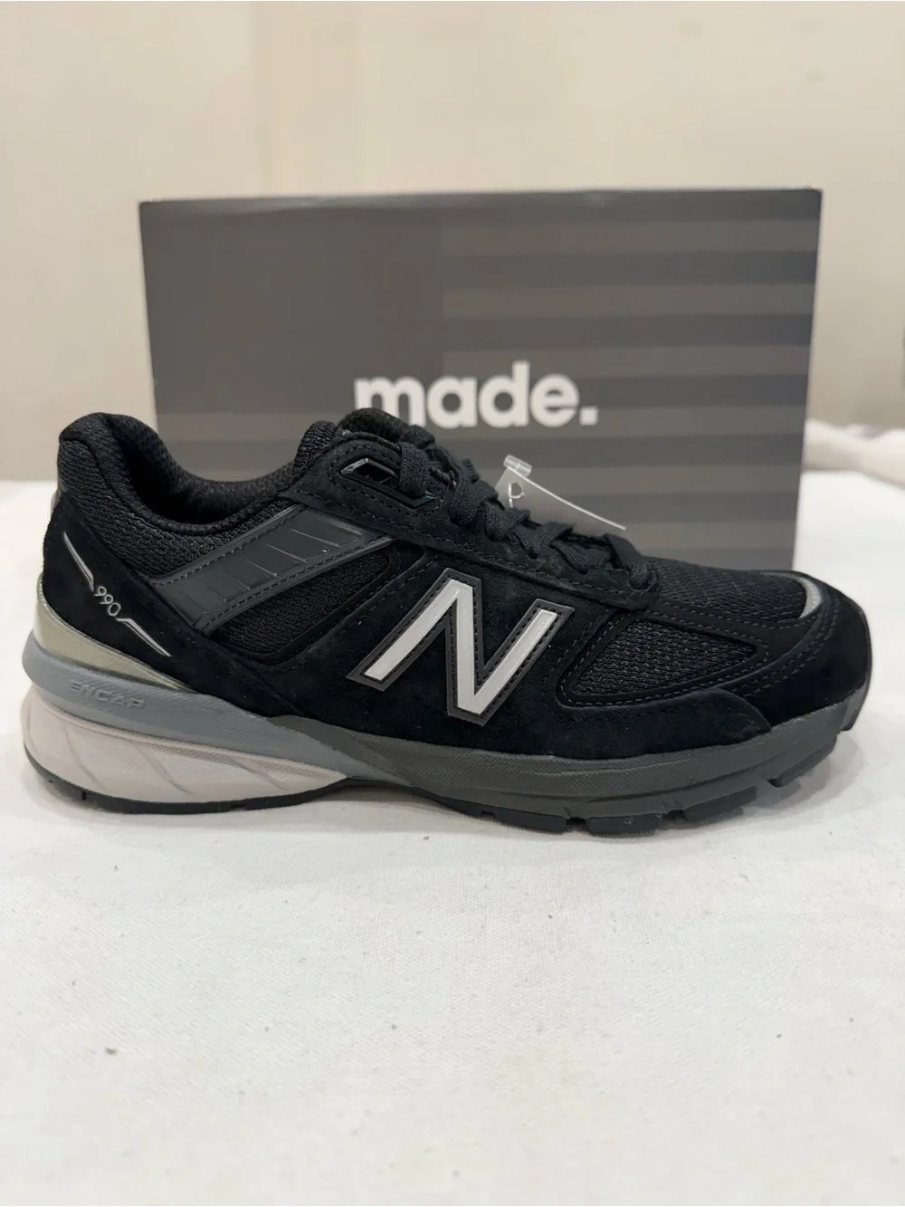New Balance stylish simple